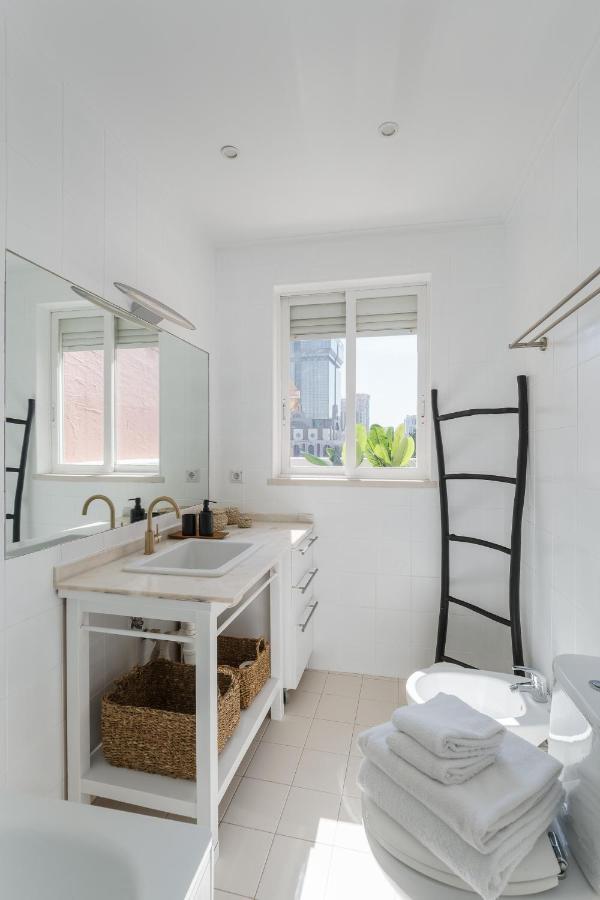 Casa Boma Lisboa - Lighting Apartment With Private Balcony - Campolide I Exterior photo