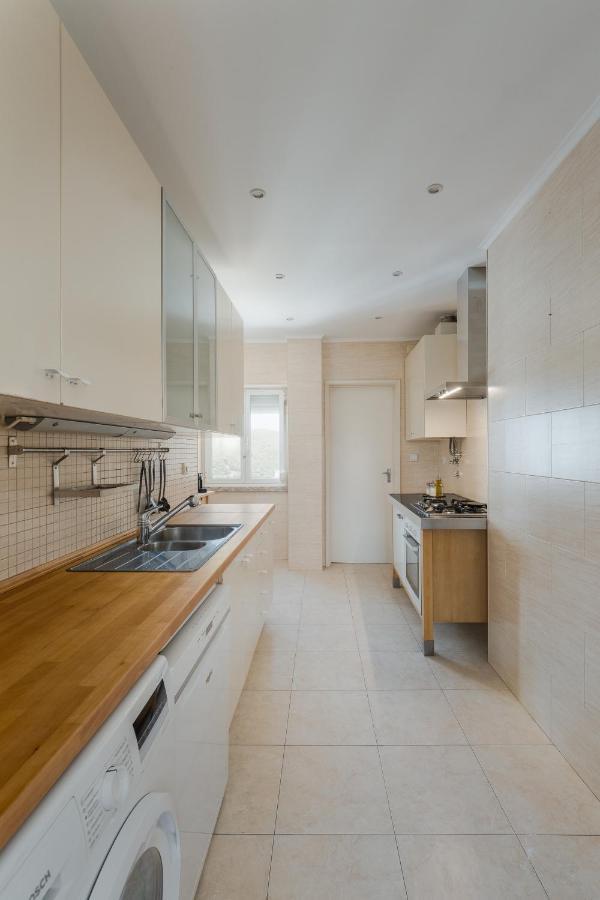 Casa Boma Lisboa - Lighting Apartment With Private Balcony - Campolide I Exterior photo